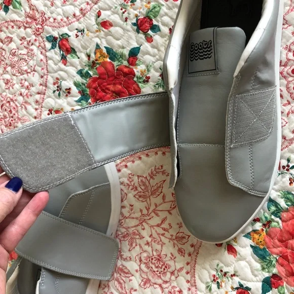 Men's Leather Sneakers - Picture 12 of 16